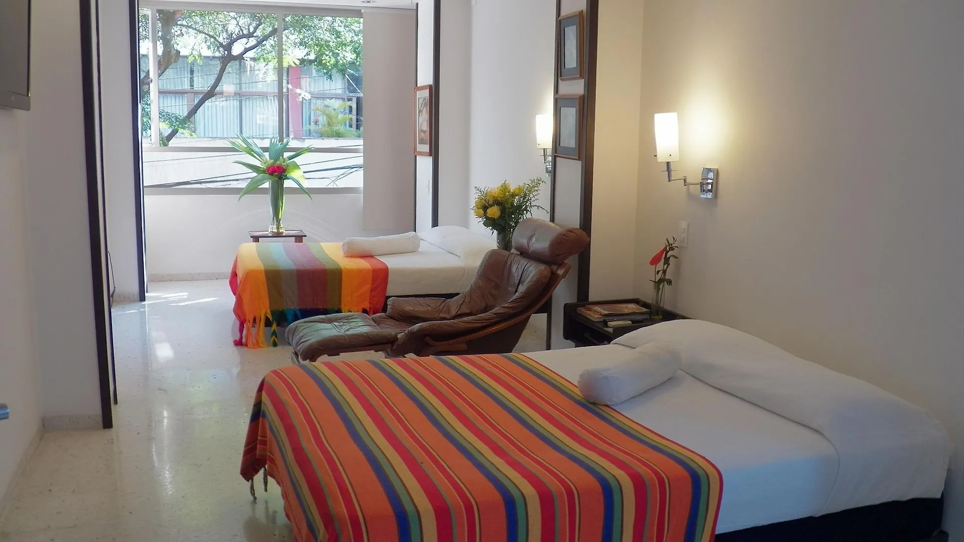 Hotel Casa Santa Monica Norte カリ