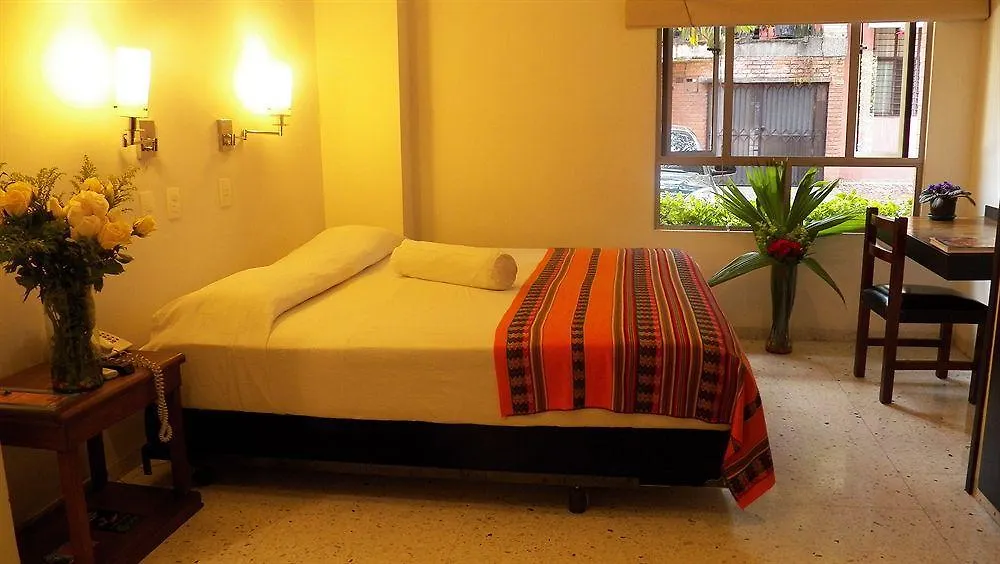 Hotel Casa Santa Monica Norte Cali